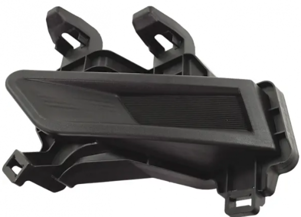 Cover de halogeno LH de bumper delantero Nissan Kicks 18-20