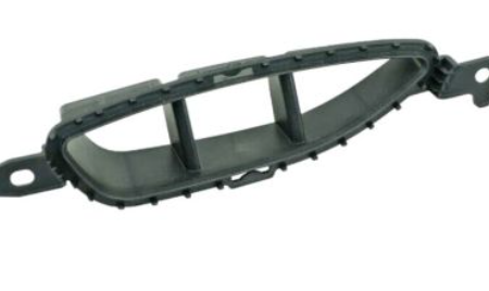 Moldura LH de bumper delantero Kia Forte 17-18