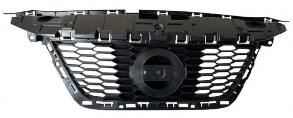 Parrilla frontal Nissan Versa 20-23
